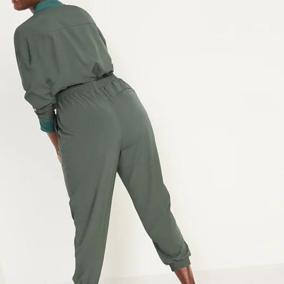 Old Navy StretchTech Cropped Zip Bomber Jumpsuit for Women New - Picture 5 of 7